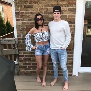 Meet your Posher, Adam